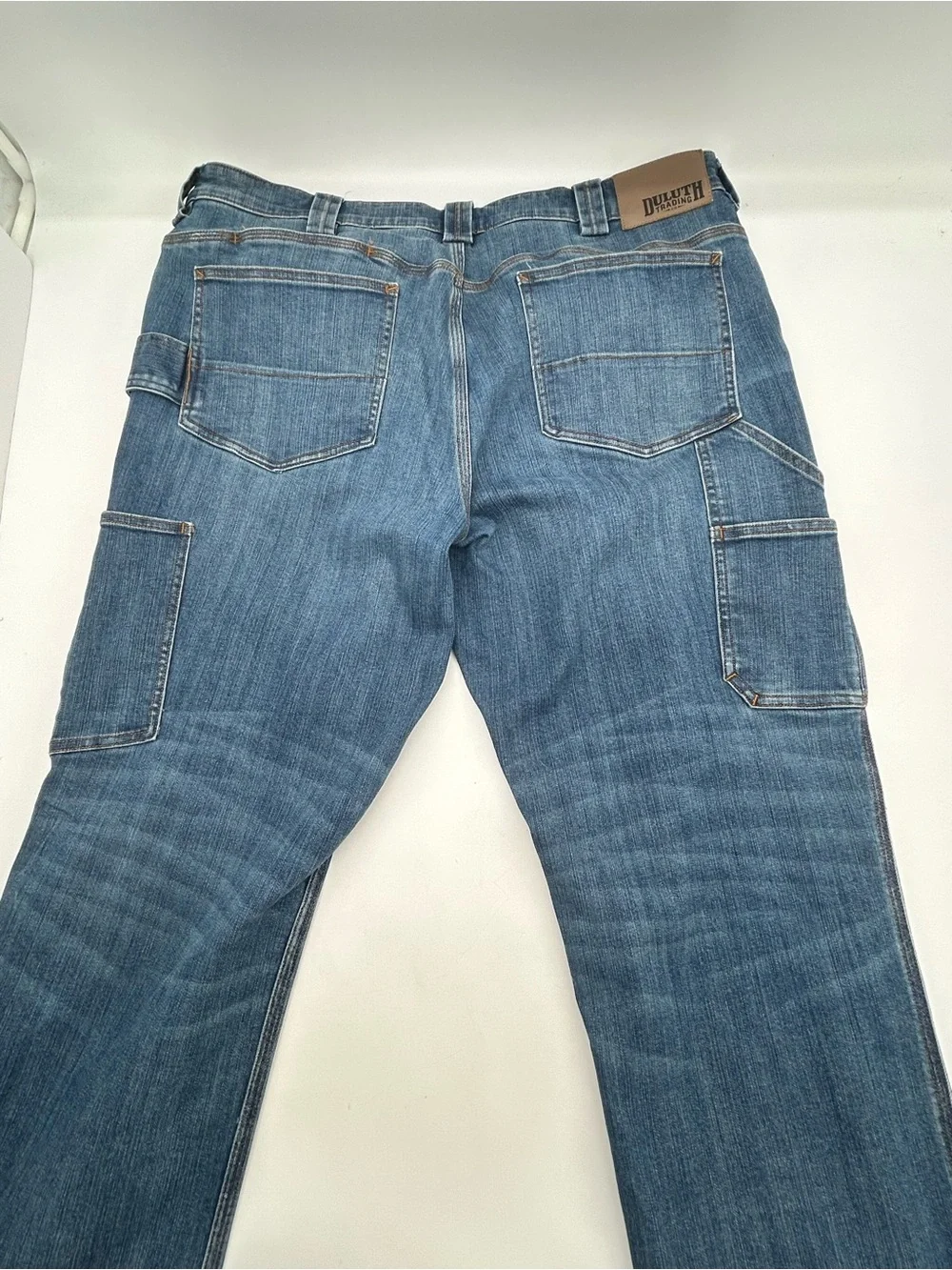 Duluth Trading Co Ballroom Flex Jeans Multiple Pockets and Hammer Loop 40x32